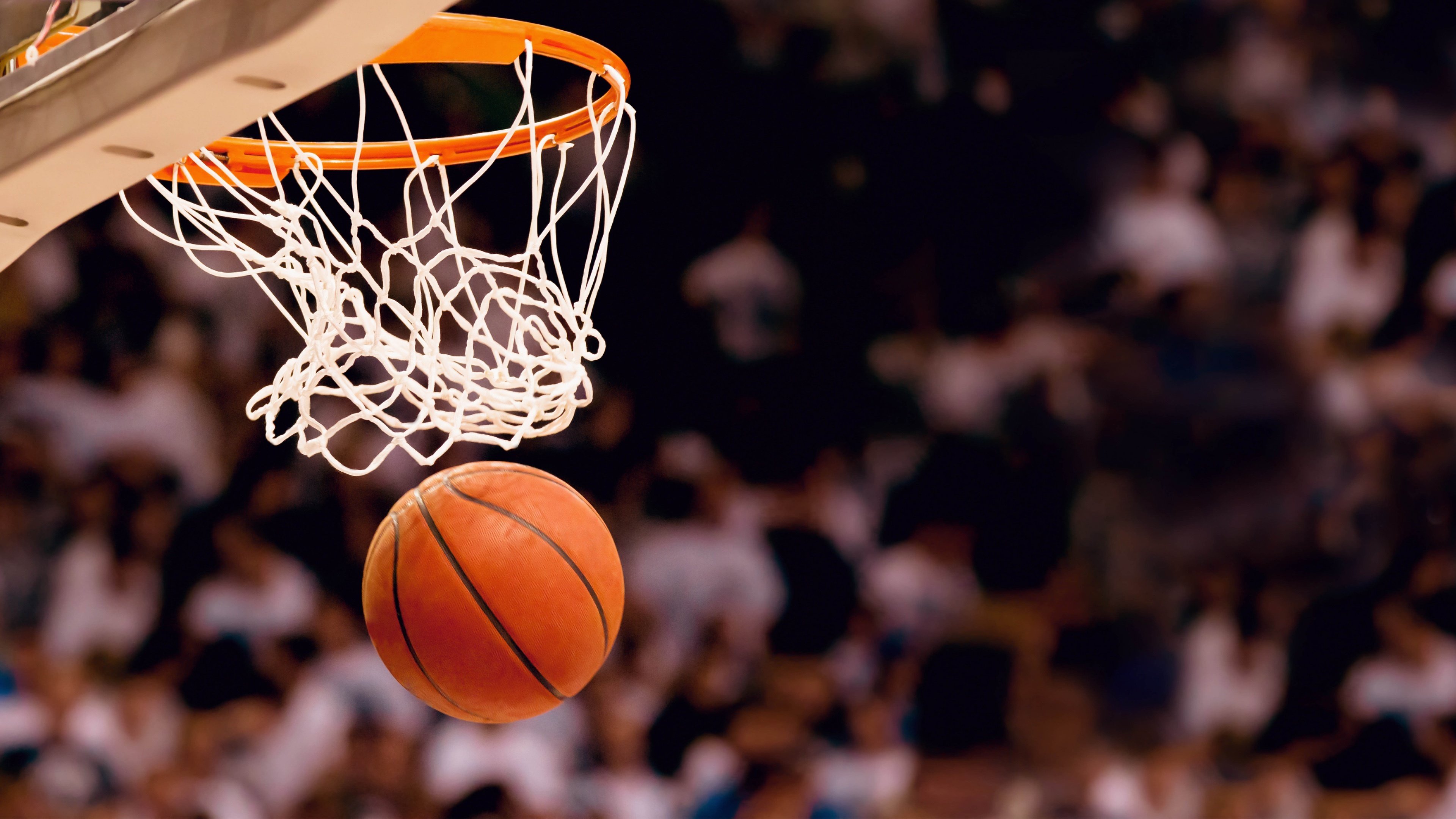 迈阿密烈焰淬绿衫，金州孤胆铸传奇，NBA杯淘汰赛双星闪耀之夜
